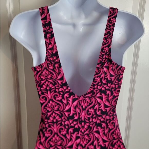 LANDS' END One Piece Swimsuit - Picture 4 of 8